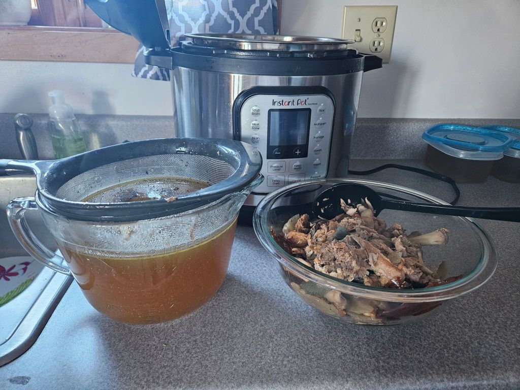 Instant Pot turkey bone broth