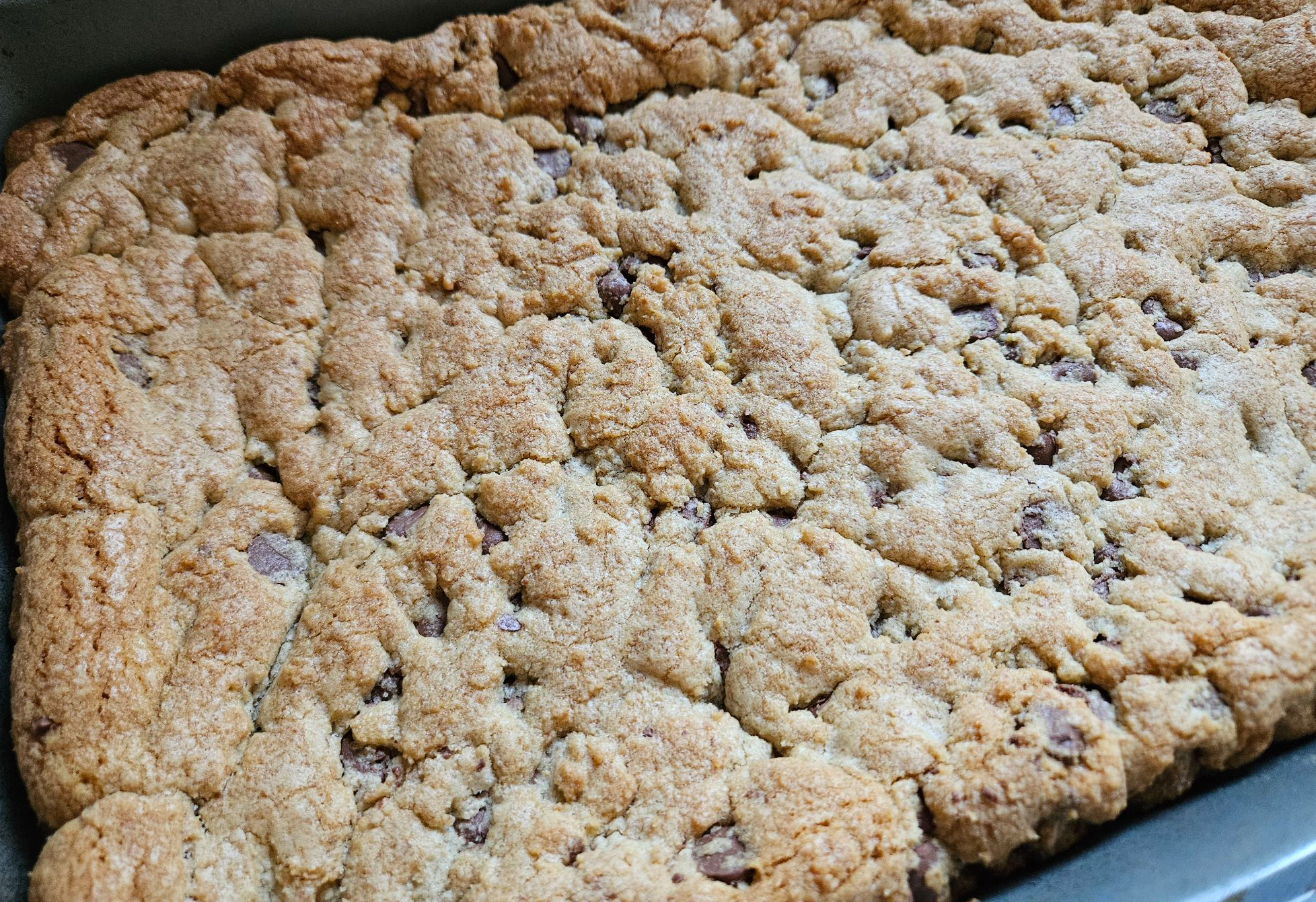 chocolate chip cookie bar cake pan